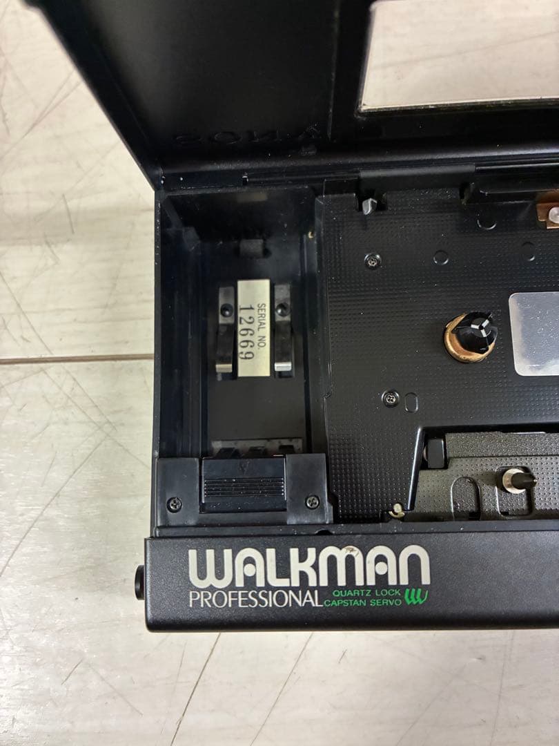 SONY WALKMAN PROFESSIONAL カセットプレーヤー