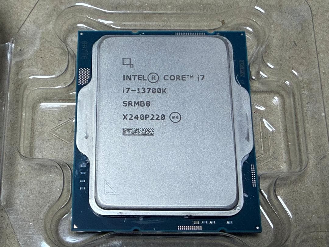 CPU Intel Core i7-13700K LGA1700