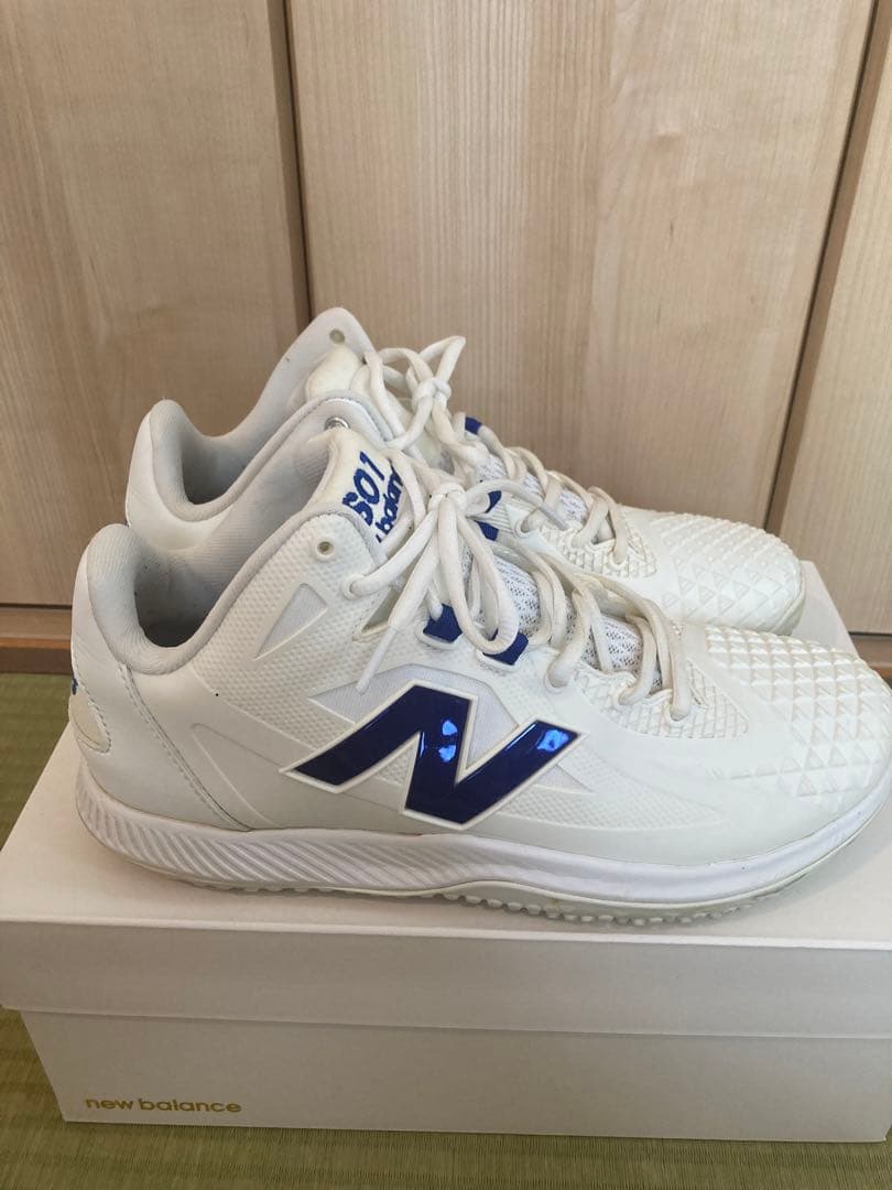 大谷翔平　ニューバランストレーニングシューズ