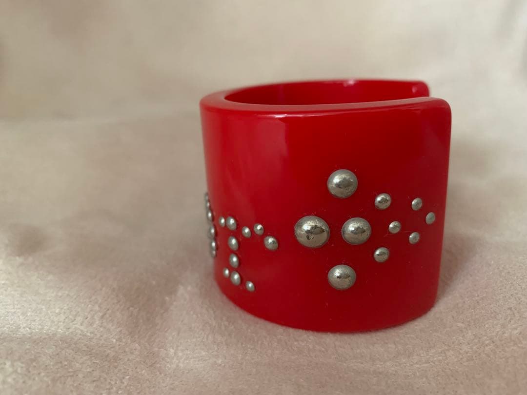 Dior スタッズ バングル　レッド