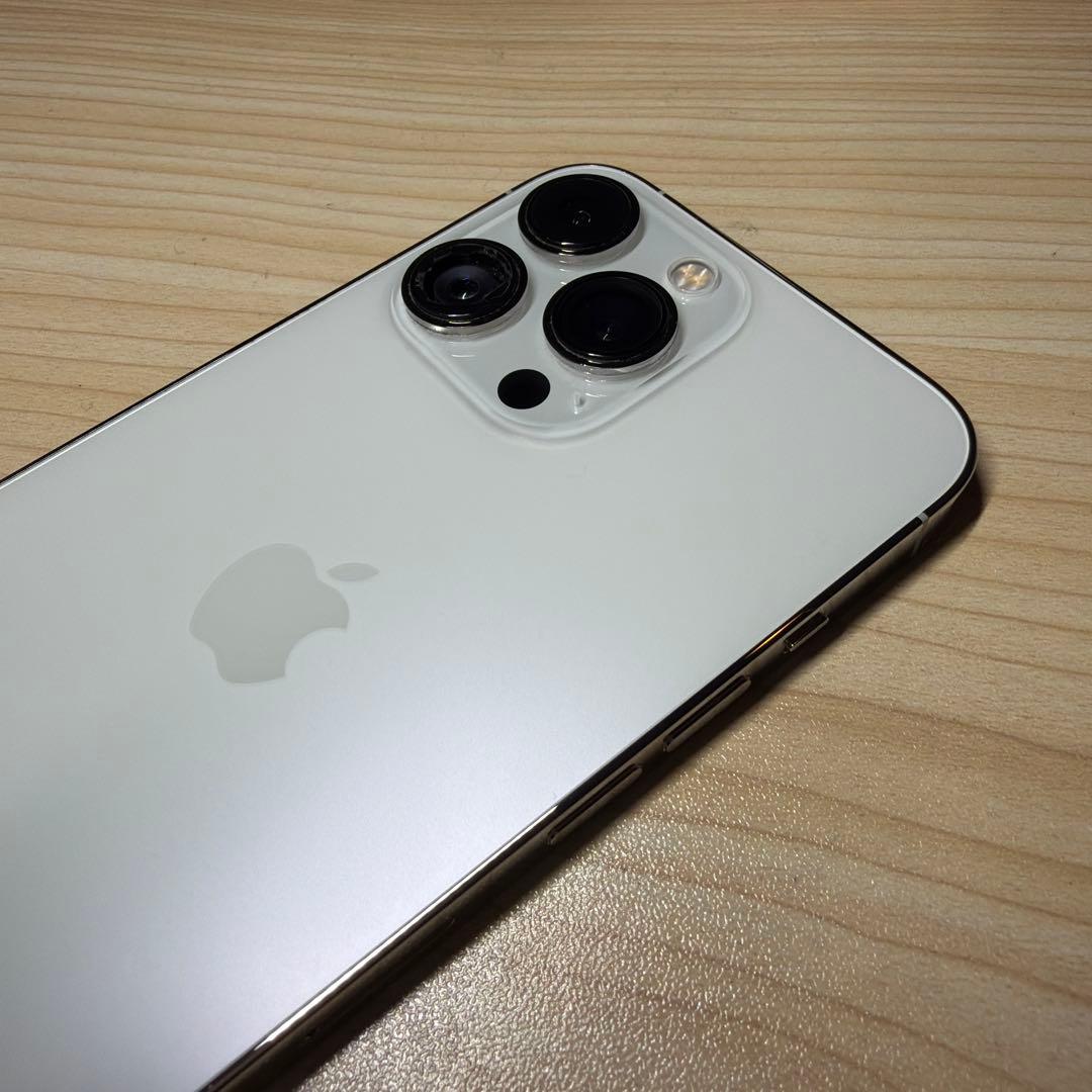 Apple iPhone 13 Pro シルバー 本体 256GB