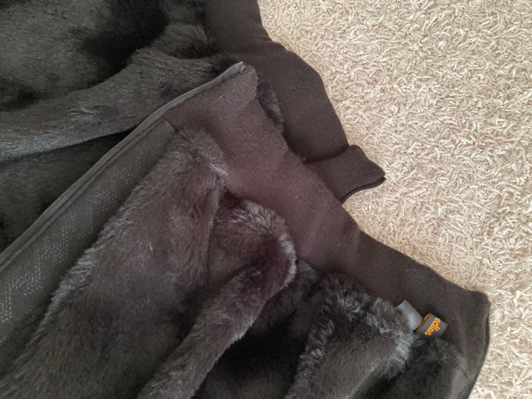 Resurrection レザレクション　レッグウォーマー　黒　ロング　ファー