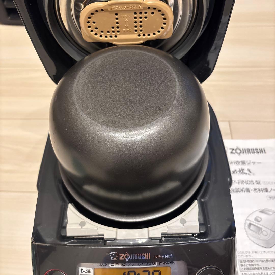 象印　NP-RN05 炊飯器 ブラック