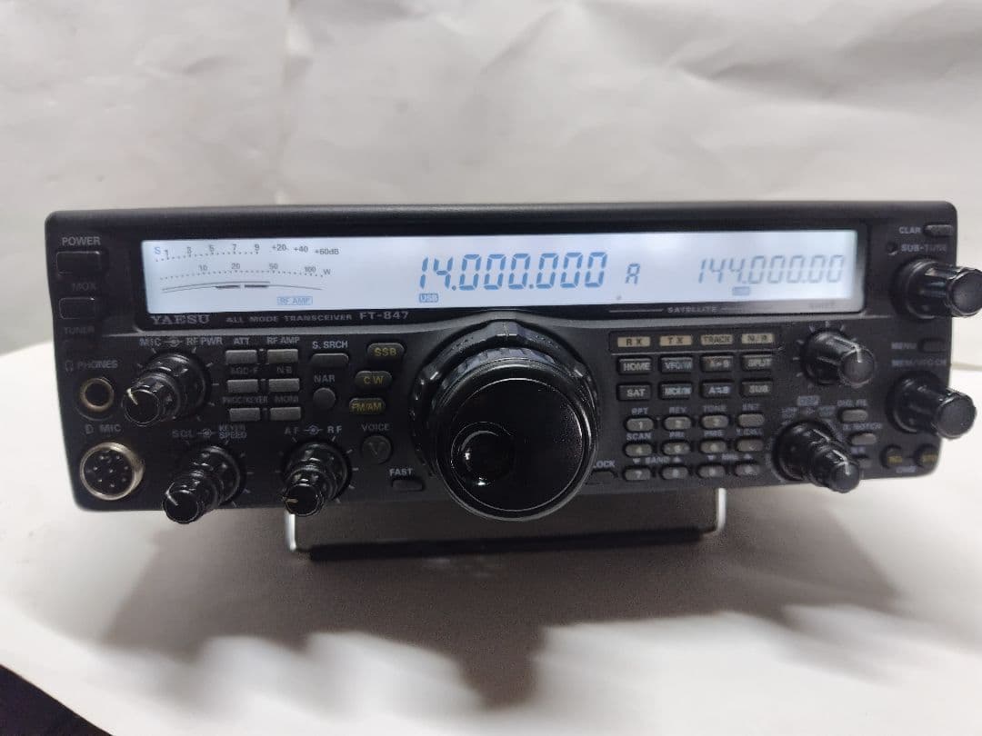 YAESU FT-847 トランシーバー