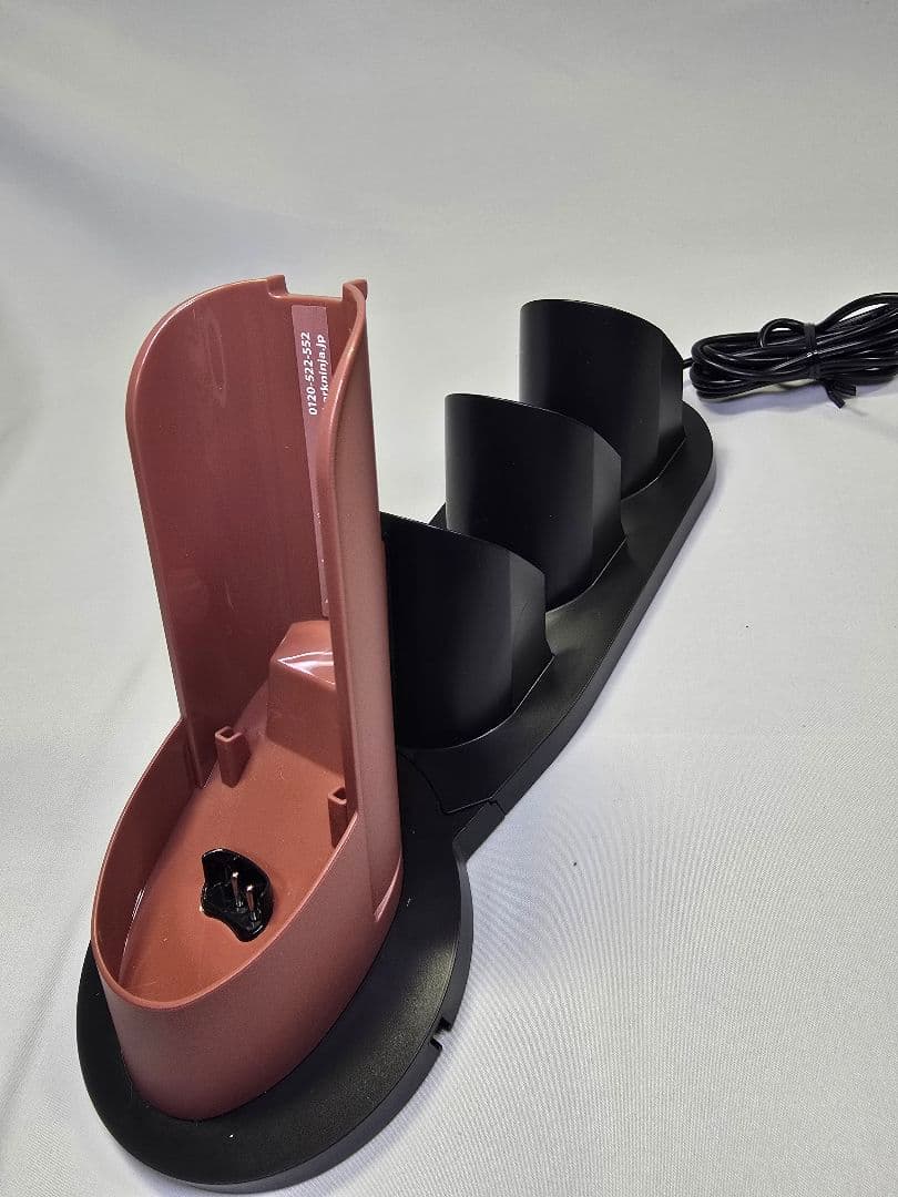 Shark EVOPOWER DX 充電式ハンディクリーナー　WV515JOR