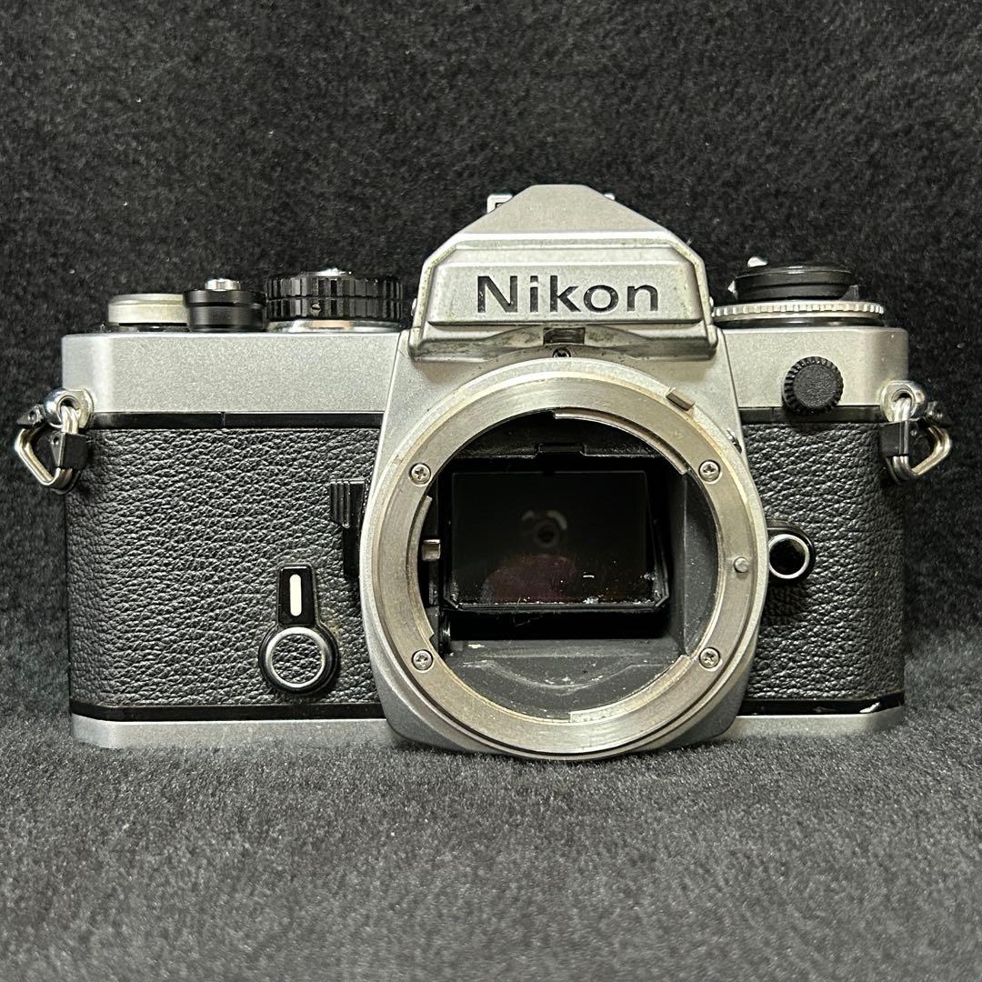 Nikon FE NIKKOR-H 50mmレンズ付き