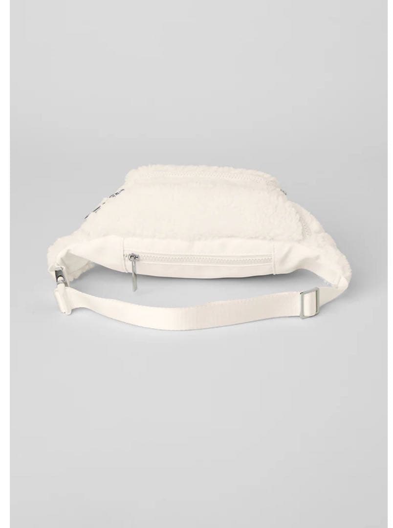 alo★新品タグ付き シェルパ ウエストポーチ ボア ファー