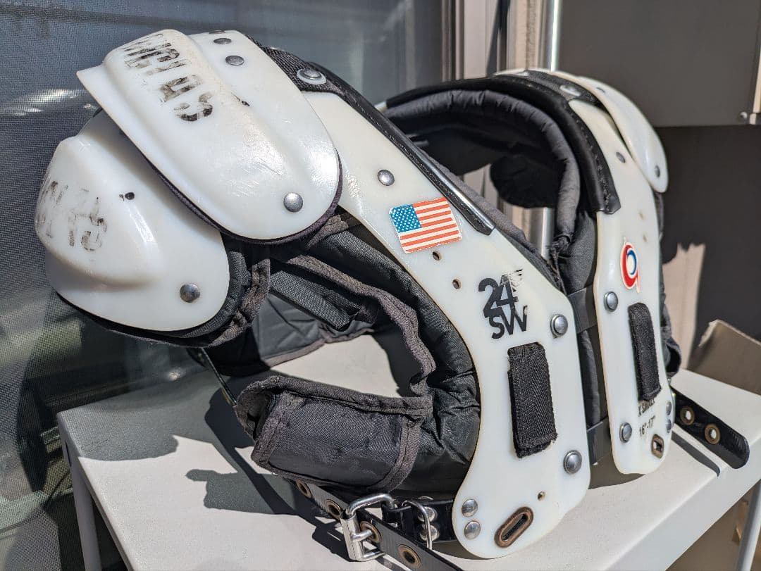 DOUGLAS アメリカンフットボール ショルダーパッド X SMALL