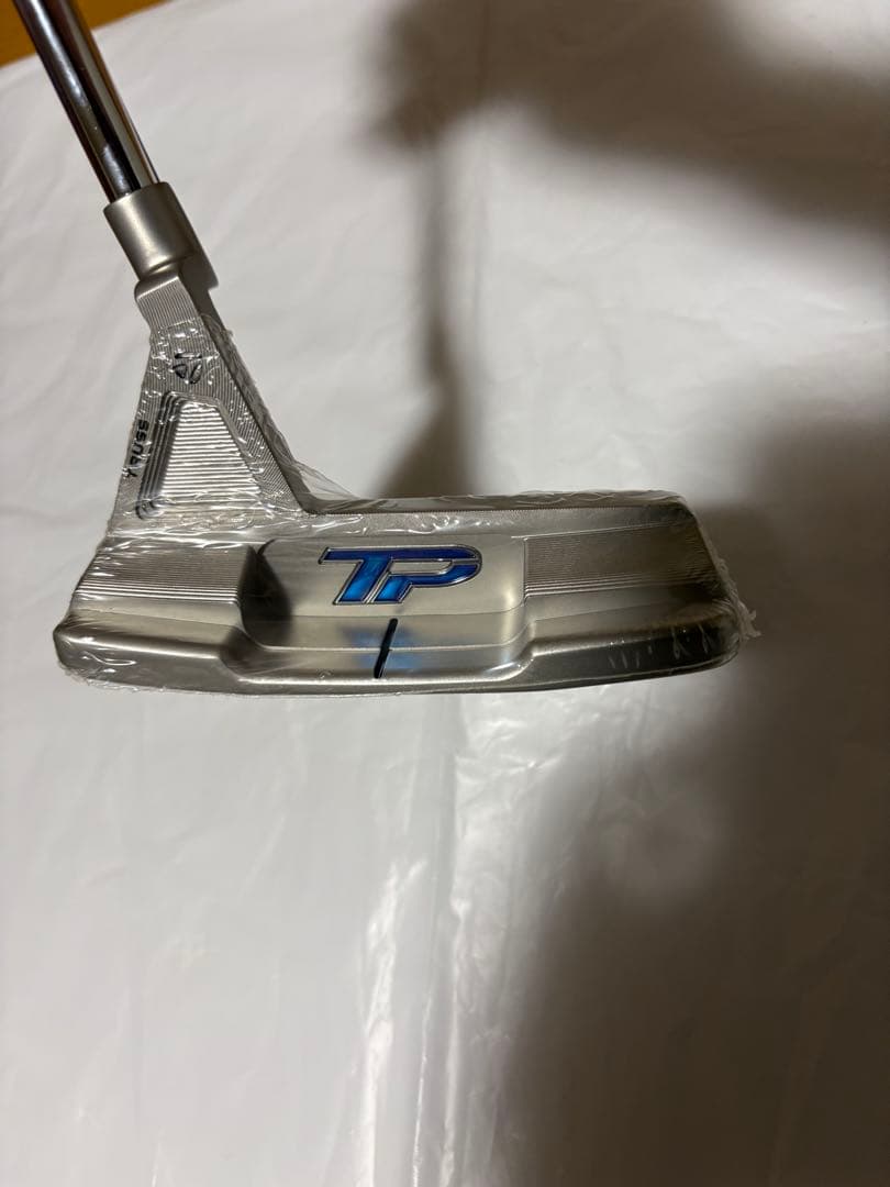 STRONG 【新品未使用】TRUSS TB1パター 33インチ