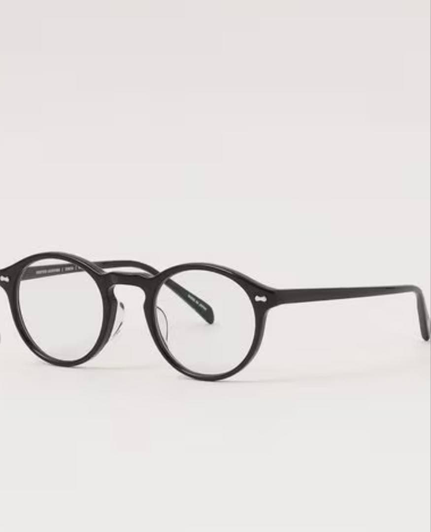 ブラックラウンドサングラス