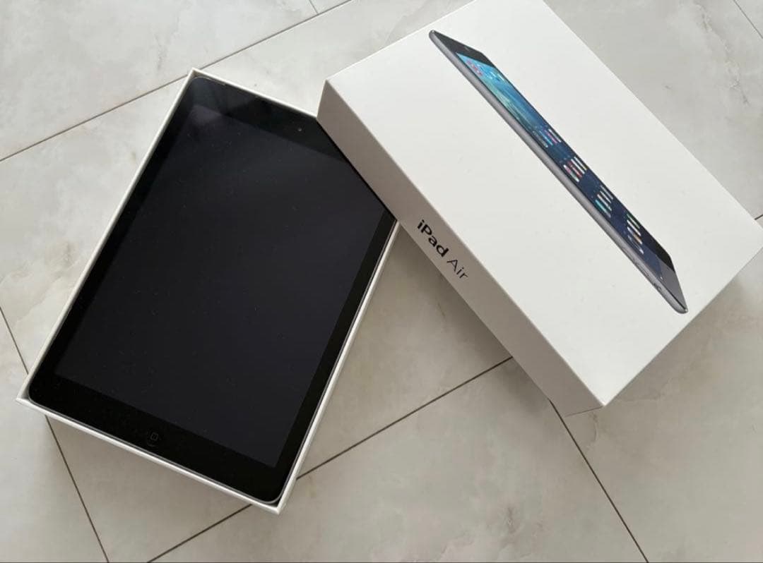 Apple）iPad Air 32G モデルMD791JA/A スペースグレー