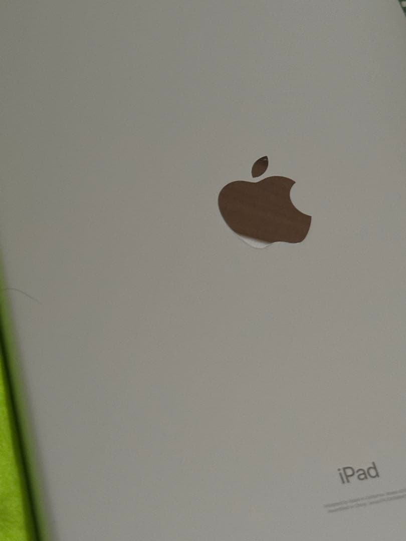 Apple iPad 第7世代 10.2インチ 本体 カバー キーボード付き