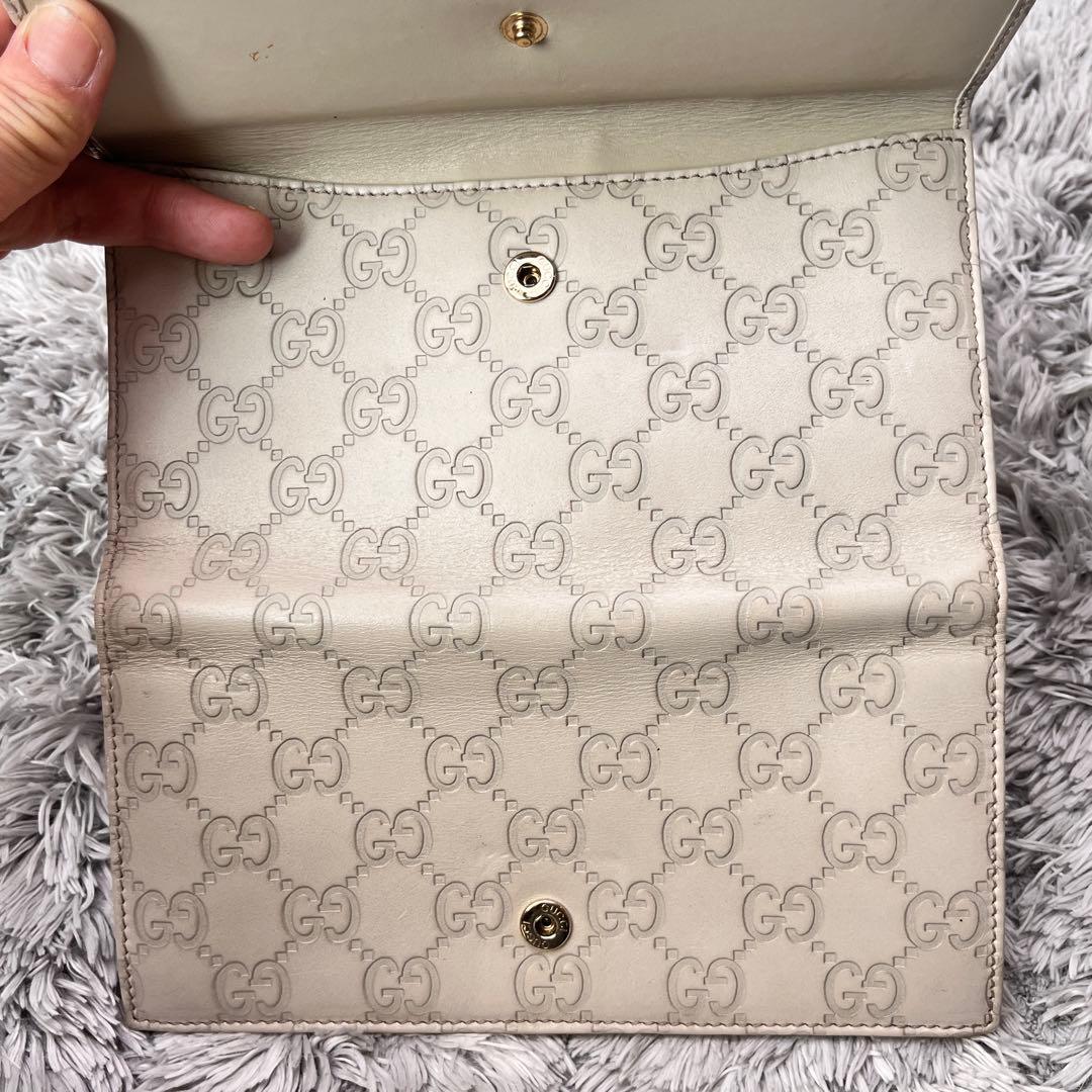 美品✨GUCCI シマ　ロゴプレート　ホワイトグレー　長財布　Wホック