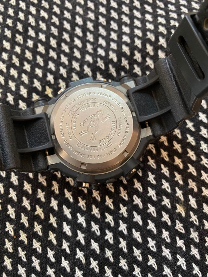 DW-8200 2代目フロッグマン本体1+純正予備ベゼル2+純正予備バンド2