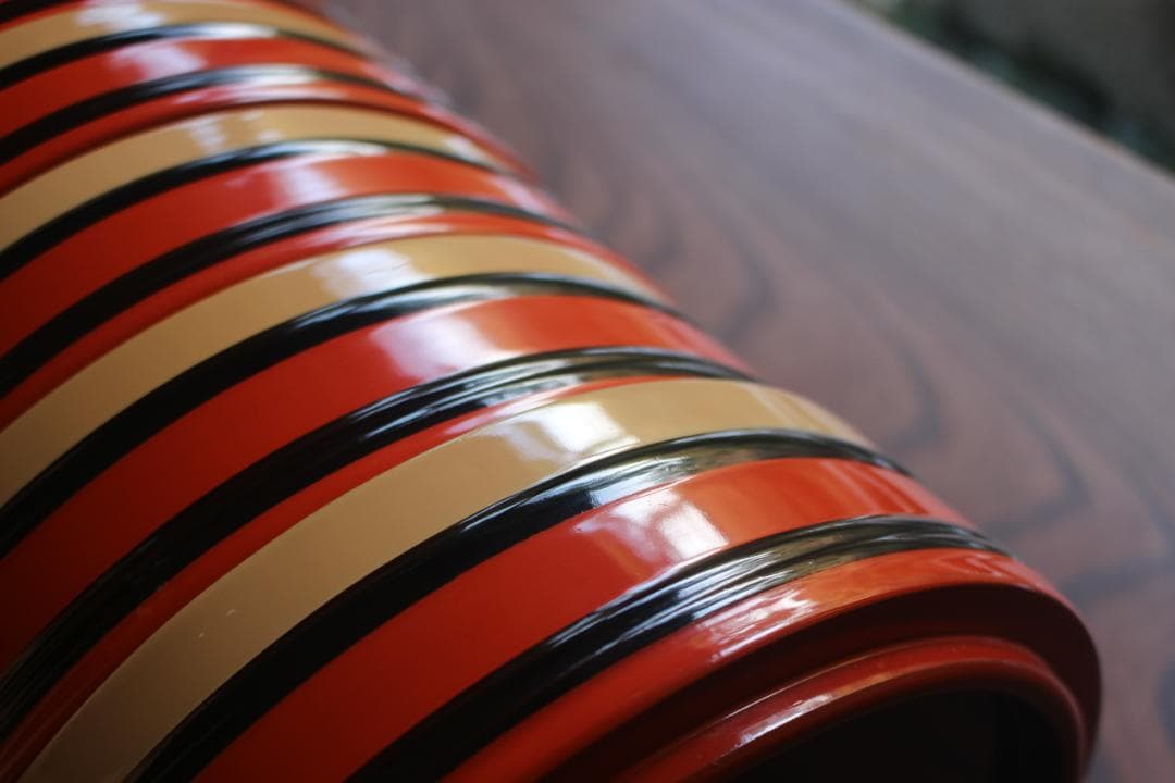 風情ある独楽塗の美しい五段丸重（検輪島塗お重重箱茶道具