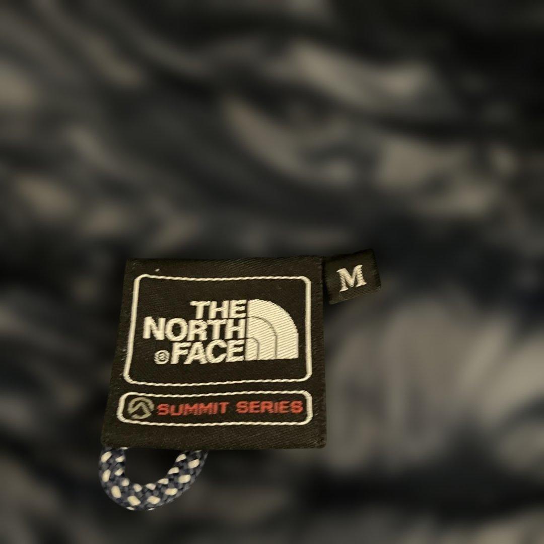 ノースフェイス　ライトヒートフーディーダウンジャケット　M