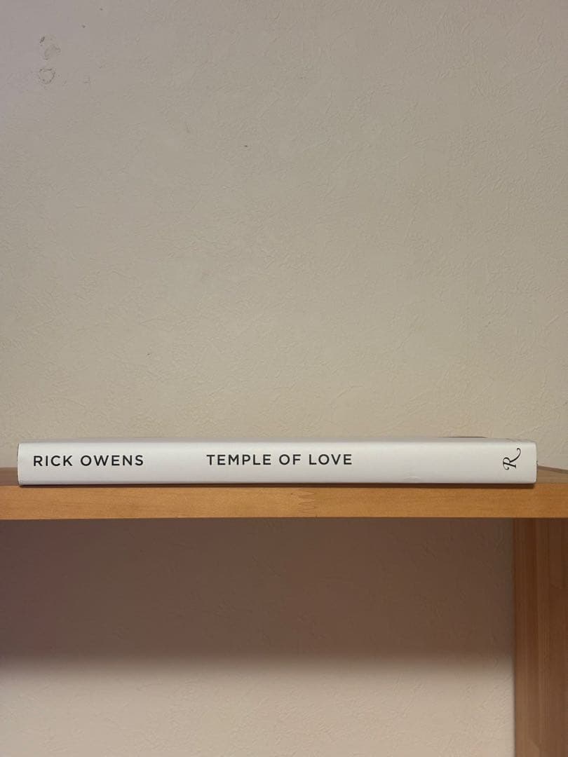 RICK OWENS　Temple of love