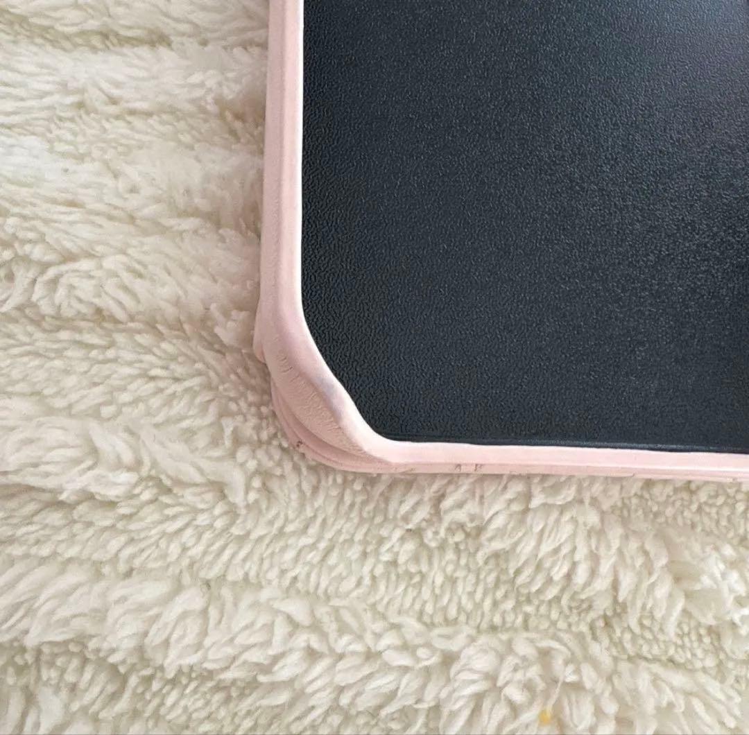 ダーリッチ キルティングビジューDDチャームiPhone16ケース PNK