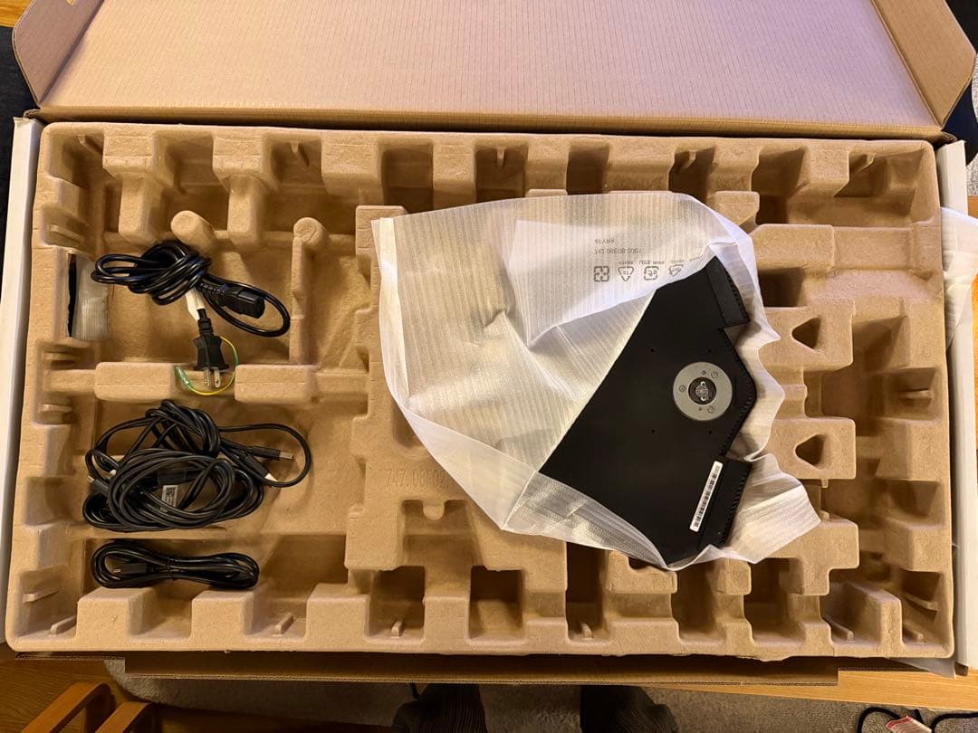 DELL G3223Q ディスプレイ　モニター