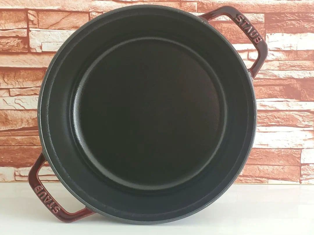 【週末価格】staub ピコ・ココット ラウンド 　24㎝　ストウブ