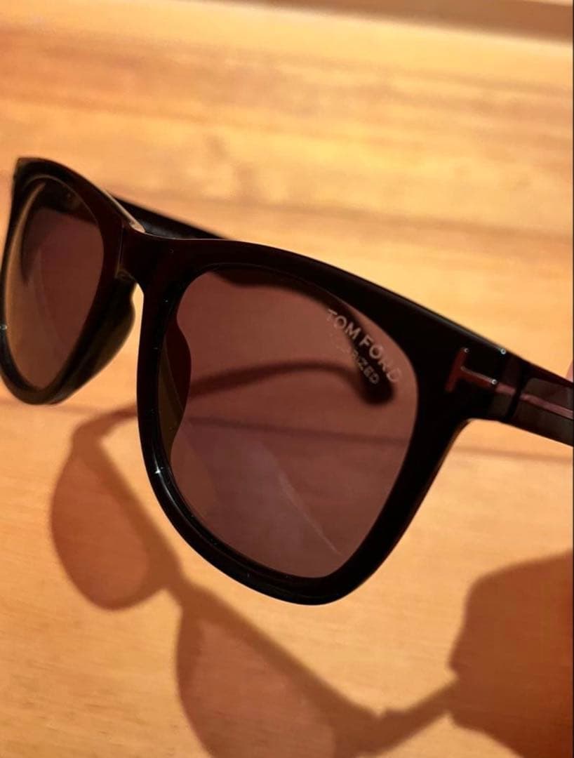TOM FORD トムフォード サングラス Kevyn TF1099-N 01D
