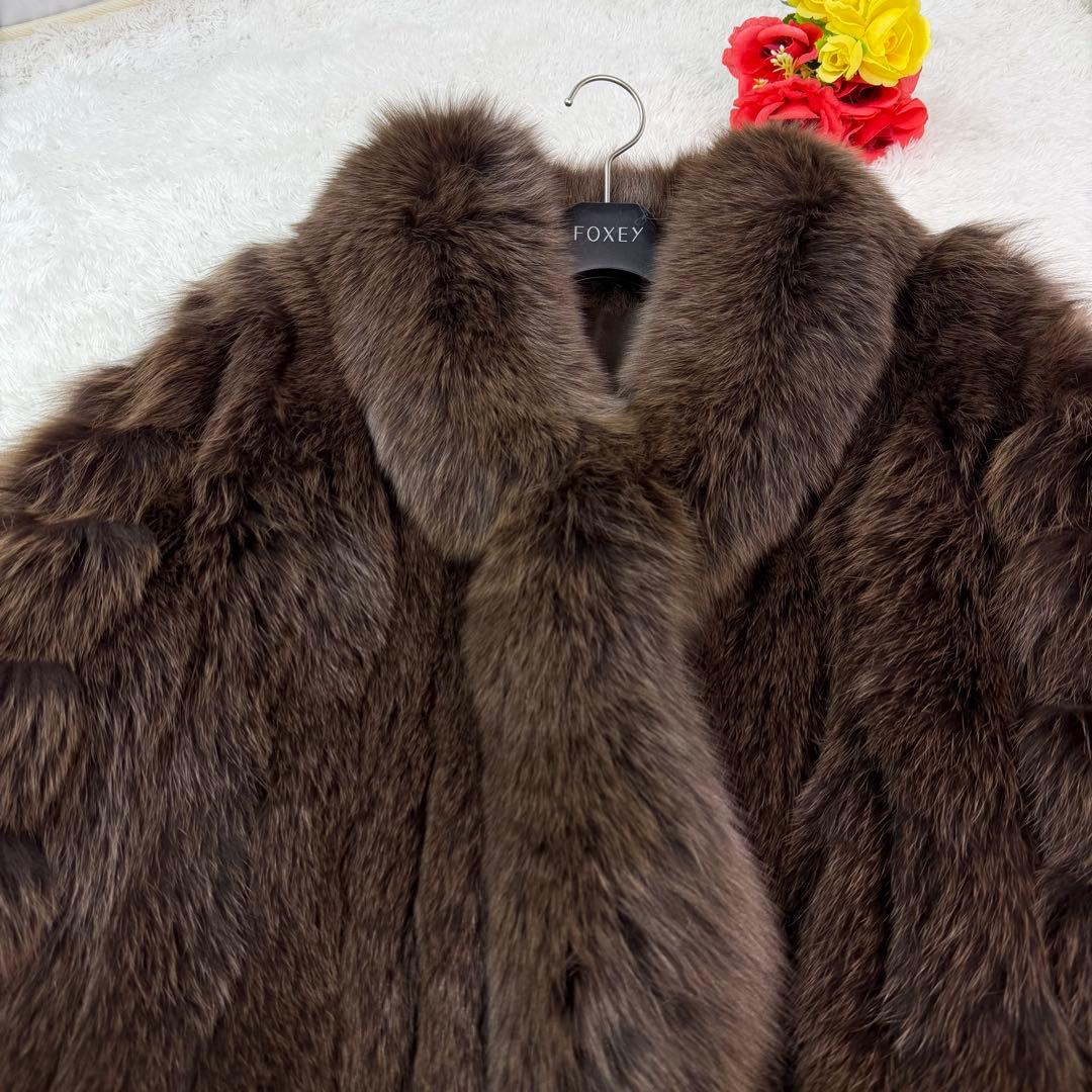 デザイン◎ ブルーフォックス クロップド 本毛皮 袖太 毛並み〇 なめし柔らか