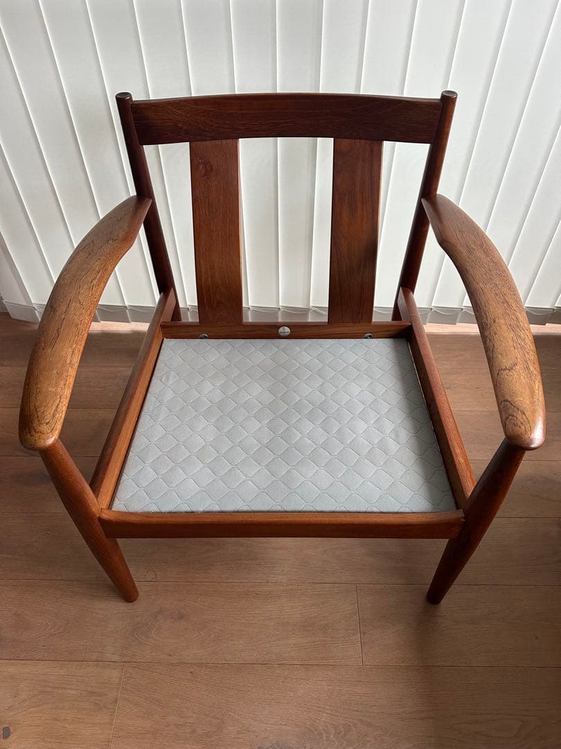 グレーテ・ヤルク Grete Jalk France & Son 1Pソファ①