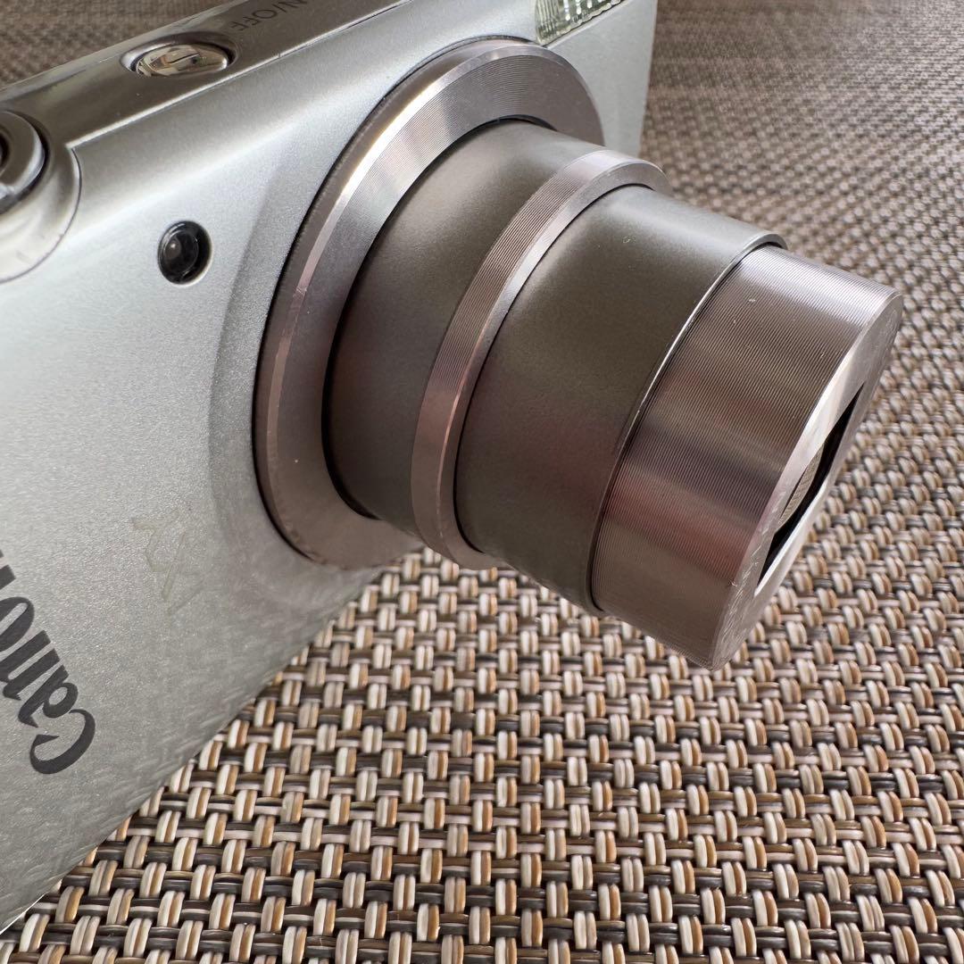 【Canon IXY180】 シルバー 【デジカメ】