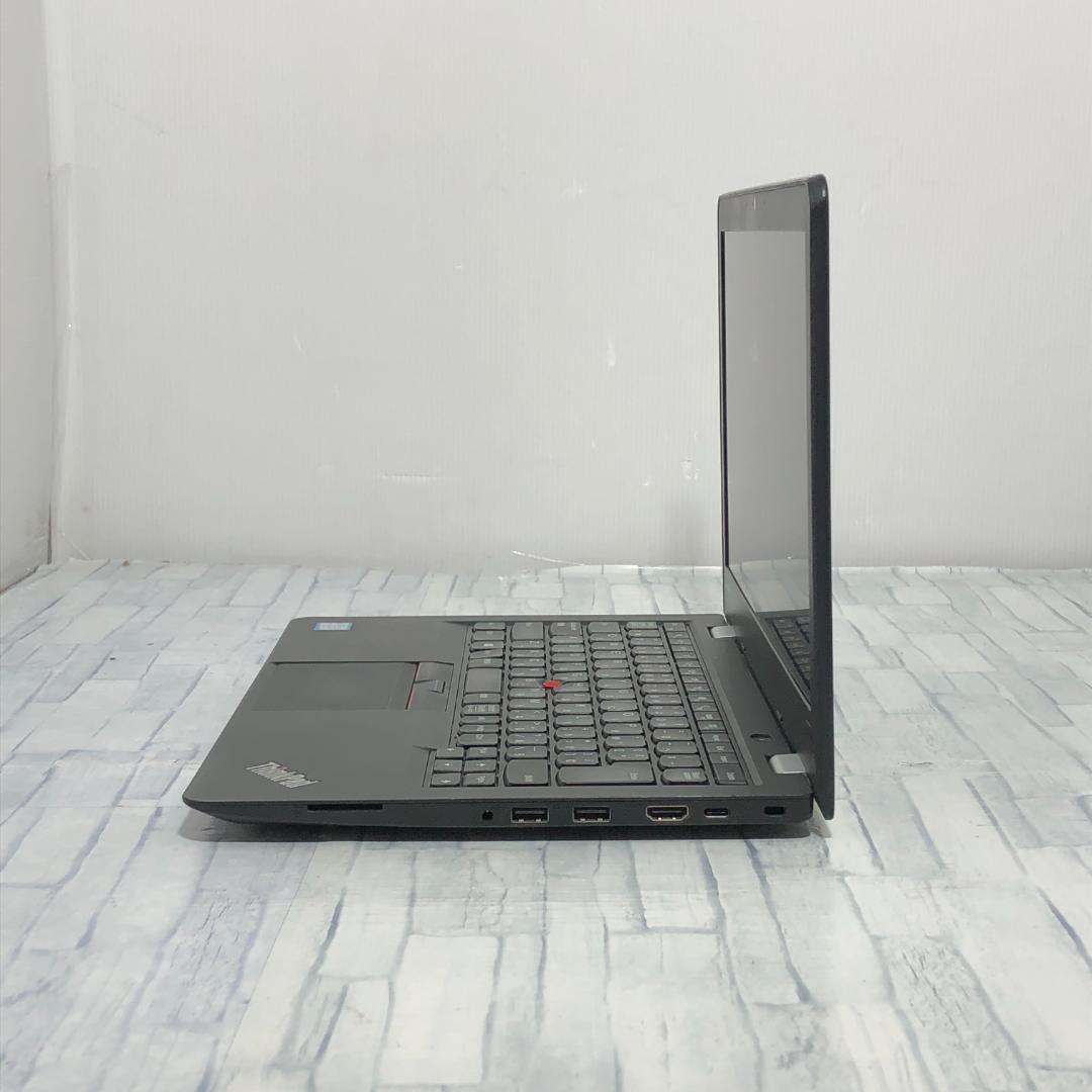 レノボ ノートパソコン本体 第6世代Core i5/SSD128GB/8GB搭載