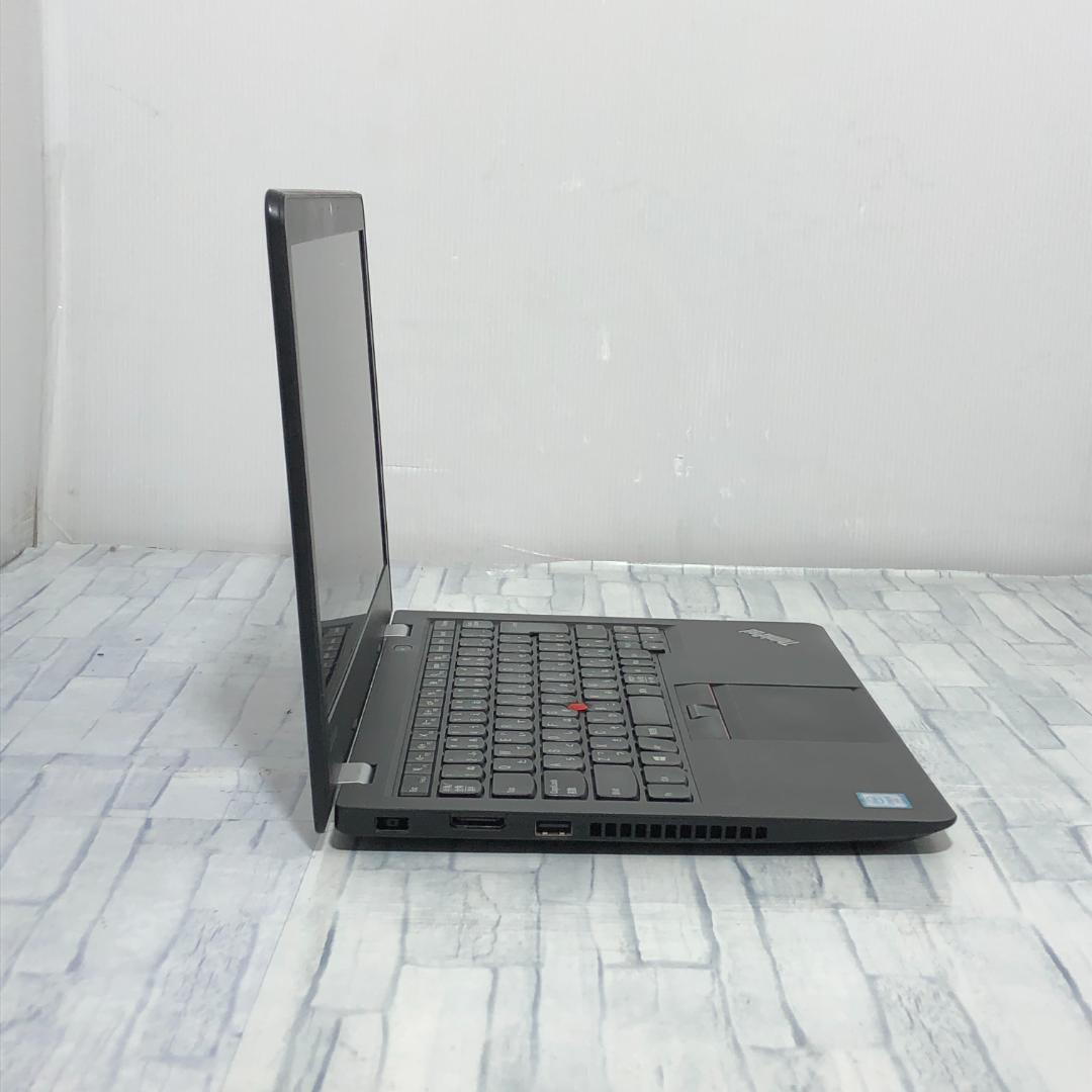 レノボ ノートパソコン本体 第6世代Core i5/SSD128GB/8GB搭載