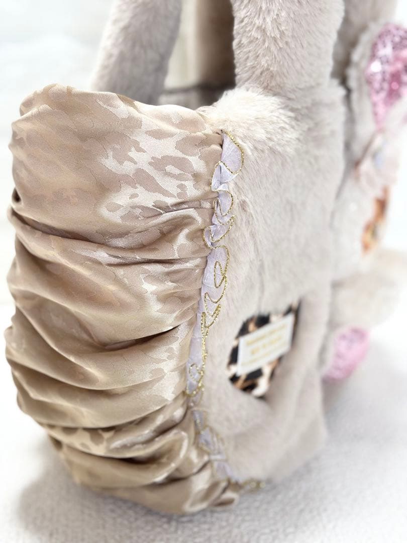 ゆ*ら様 コヤンイサムチョン　ハンドメイド　ギャザーバッグ　ベージュファー　白う