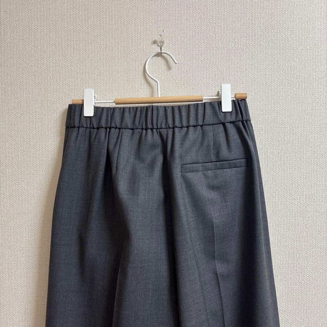 セオリーリュクス　パンツ　ワイド　ストレート　グレー　美品　36号