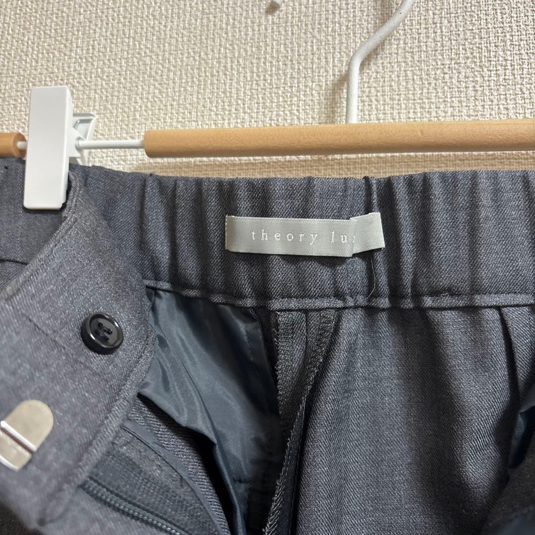 セオリーリュクス　パンツ　ワイド　ストレート　グレー　美品　36号