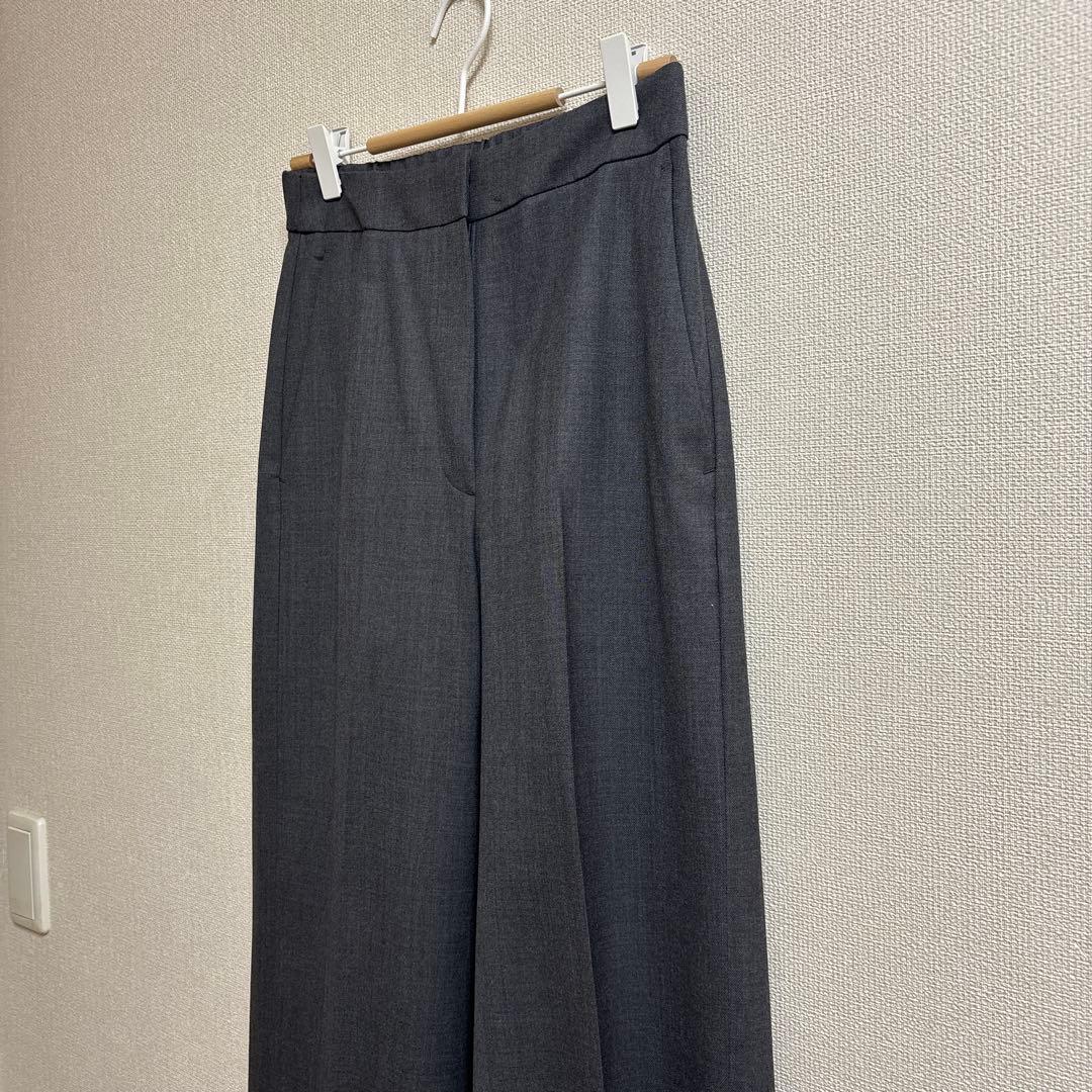 セオリーリュクス　パンツ　ワイド　ストレート　グレー　美品　36号