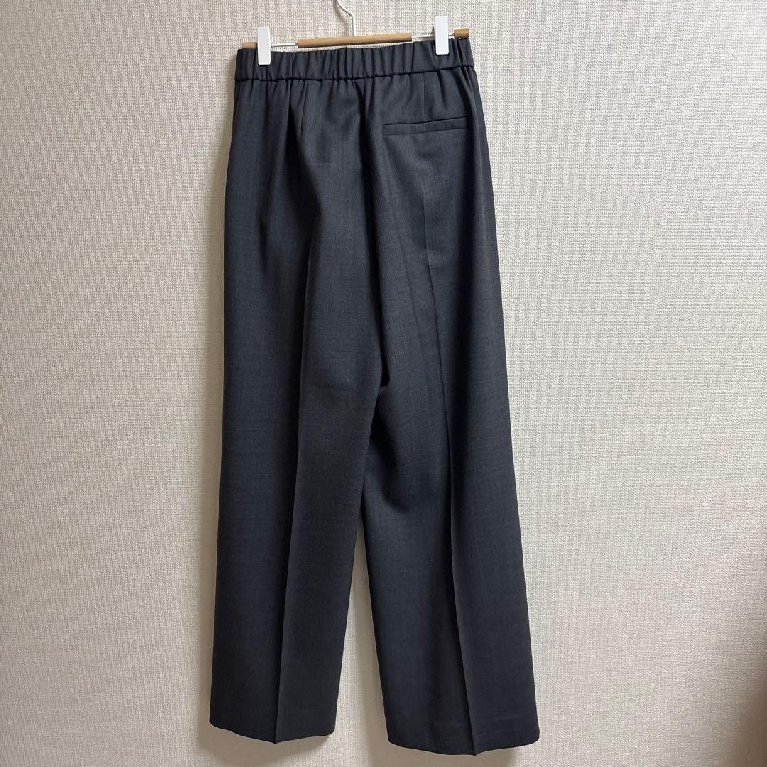 セオリーリュクス　パンツ　ワイド　ストレート　グレー　美品　36号