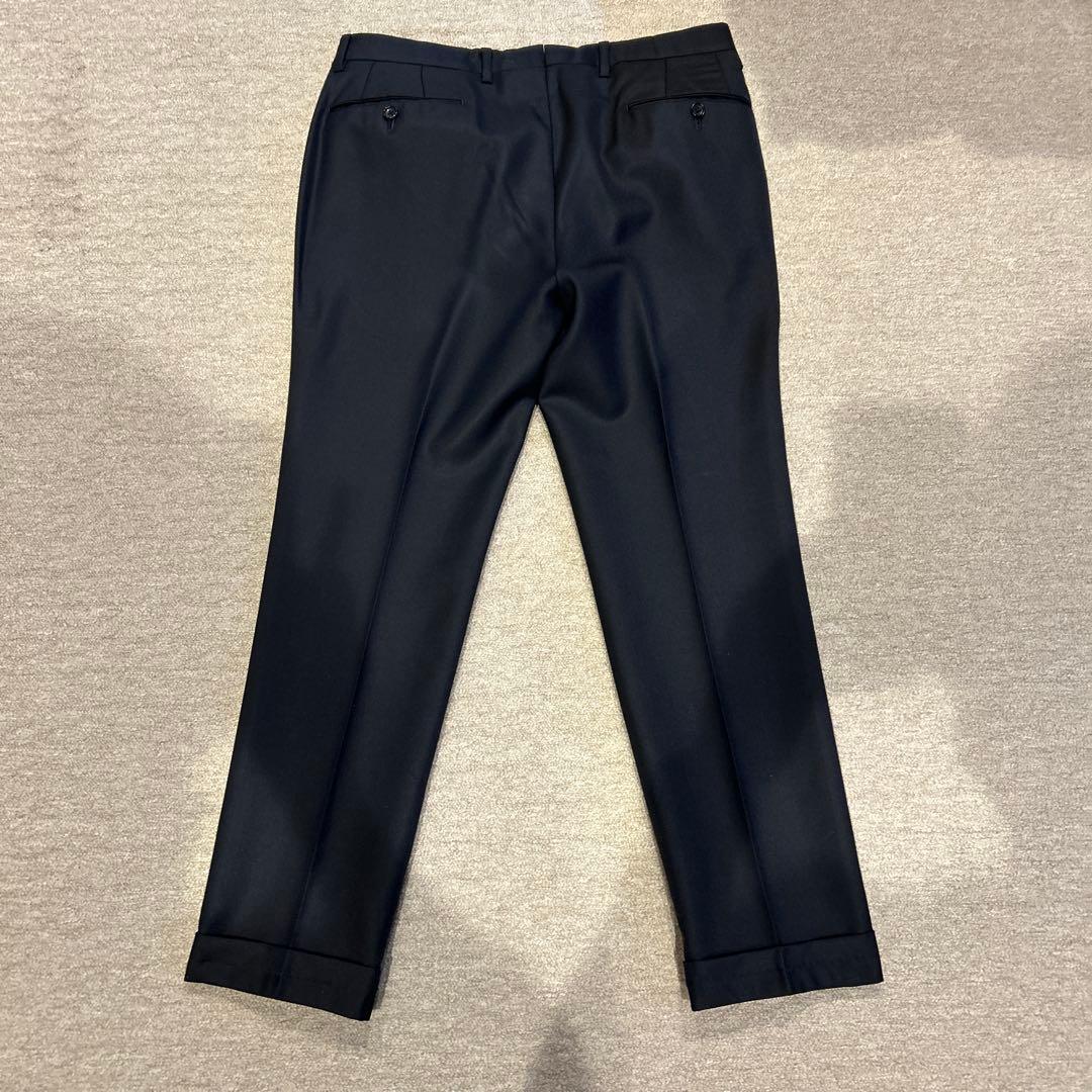 ブリッラペルイルグスト　ビジネススーツ　濃紺　44