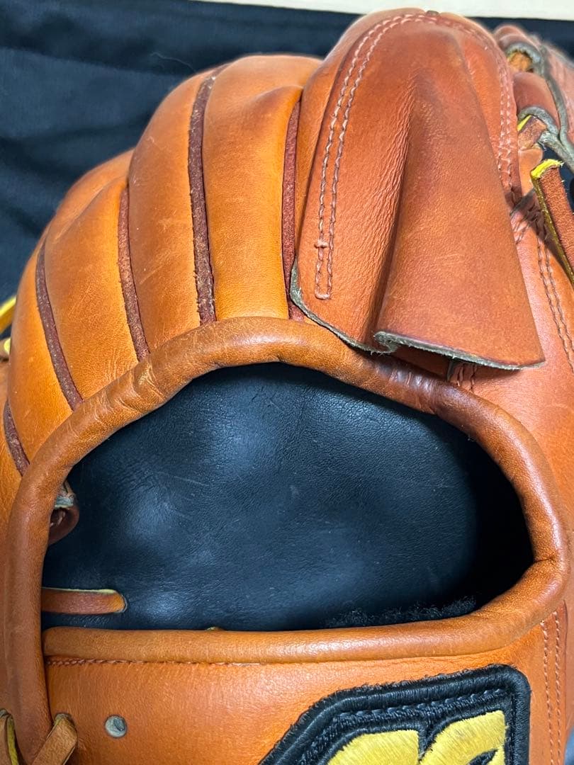 ミズノプロ　硬式　投手用　Mマーク　キップレザー