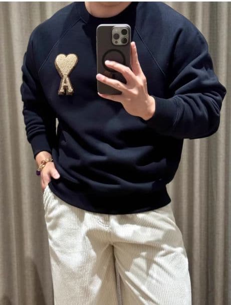 AMI PARISハート刺繍 ブラックスウェット メンズトップス L