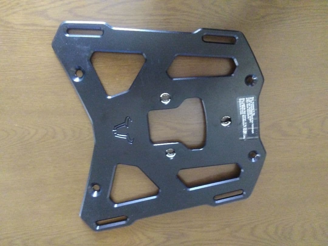 sw-motech ALU-RACKとAdapterPlateのセット