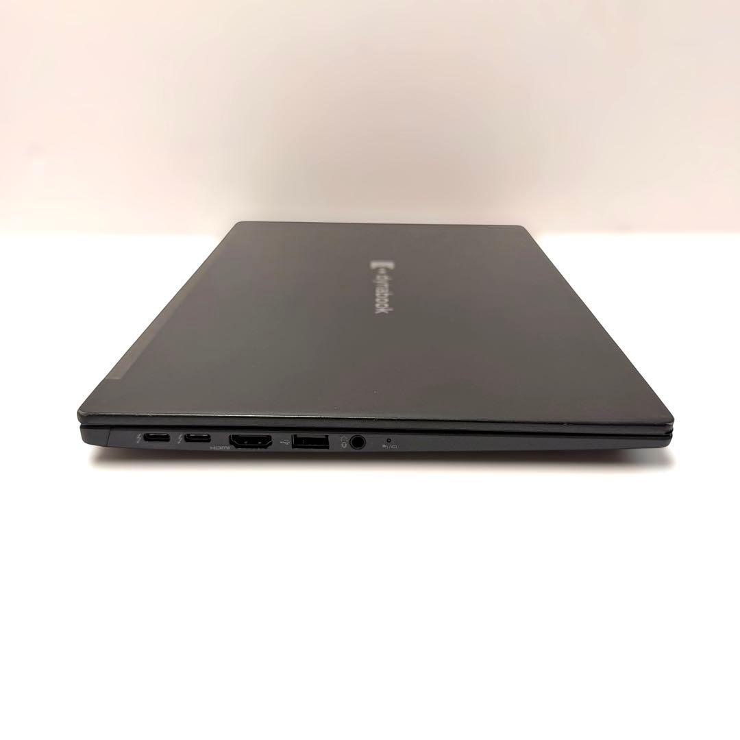 美品 dynabook G83/HU 2022年製 バッテリー最大容量86%