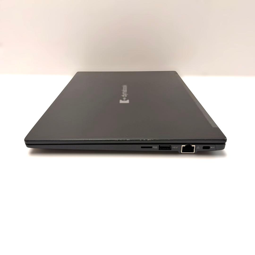 美品 dynabook G83/HU 2022年製 バッテリー最大容量86%