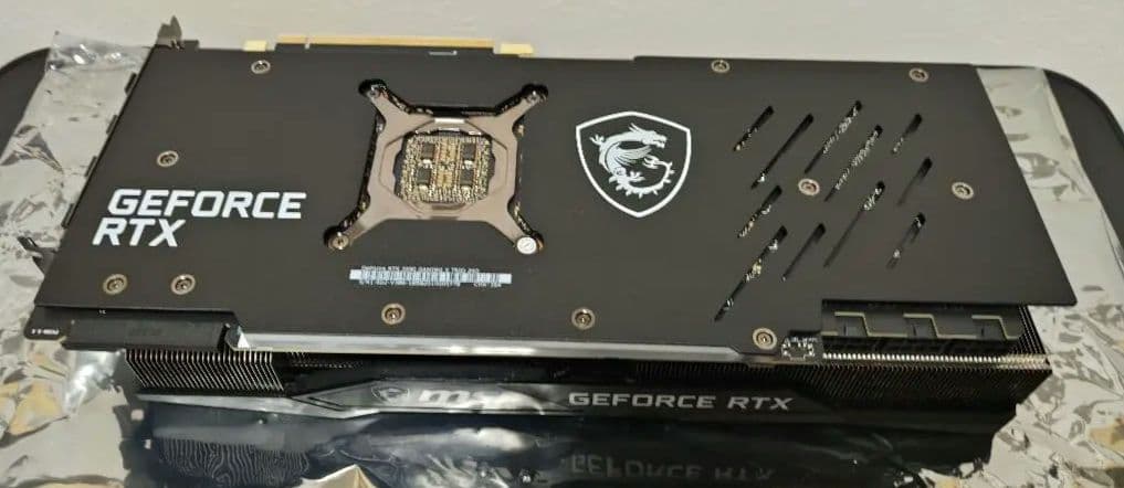 グラフィックボード・グラボ・ビデオカード GeForce RTX 3090 GAMING X TRIO 24G