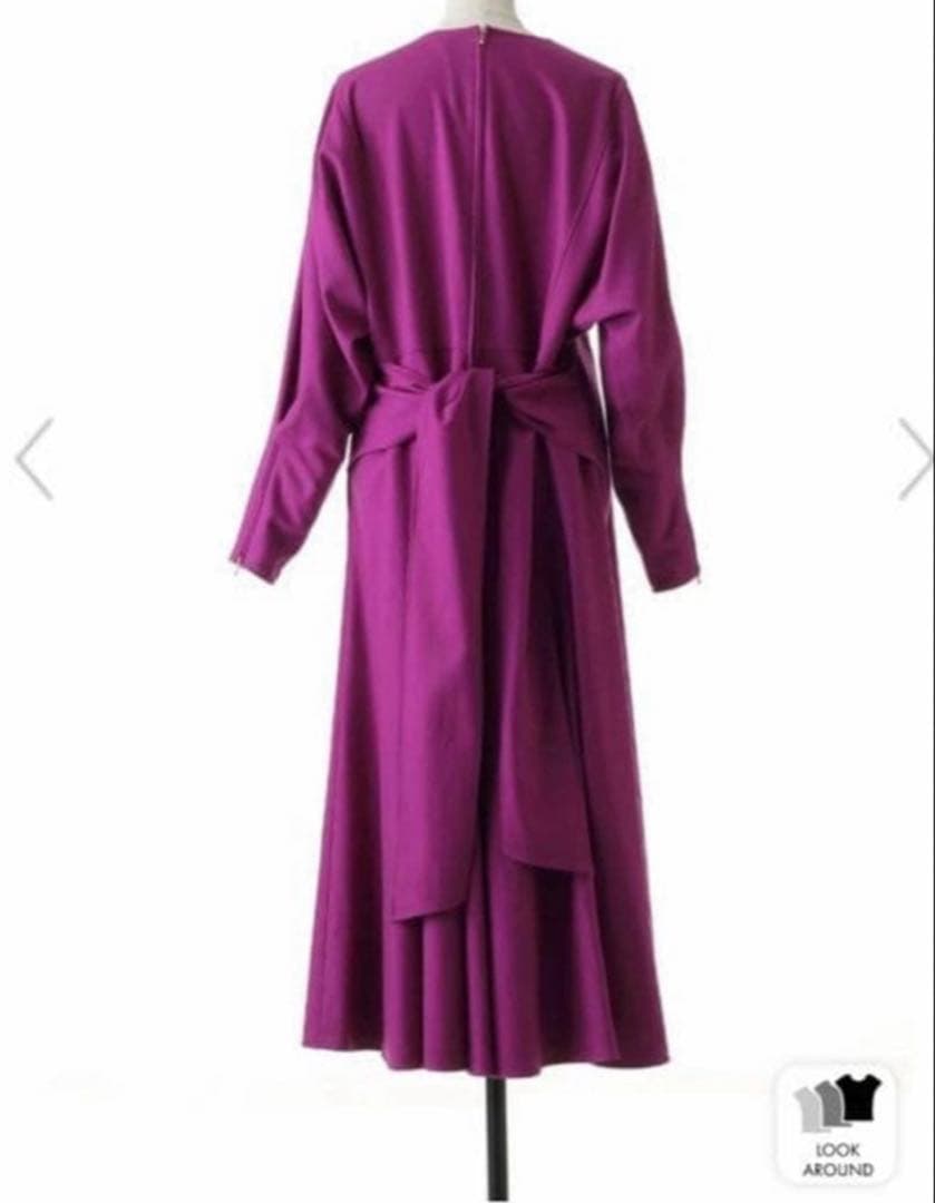 神崎恵さん着ブラミンクリボンワンピースdrawerドゥロワー