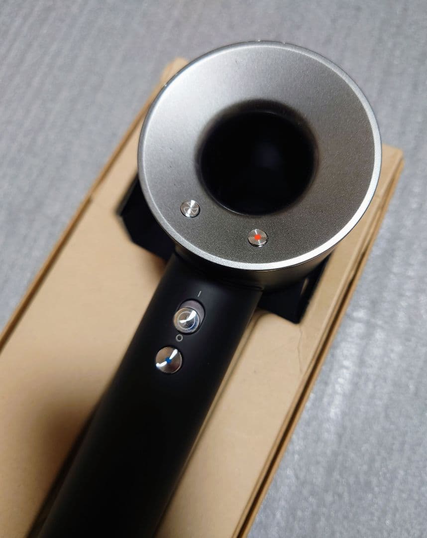 美品 24年製 Dyson hd08 ダイソン ヘアドライヤー 速乾