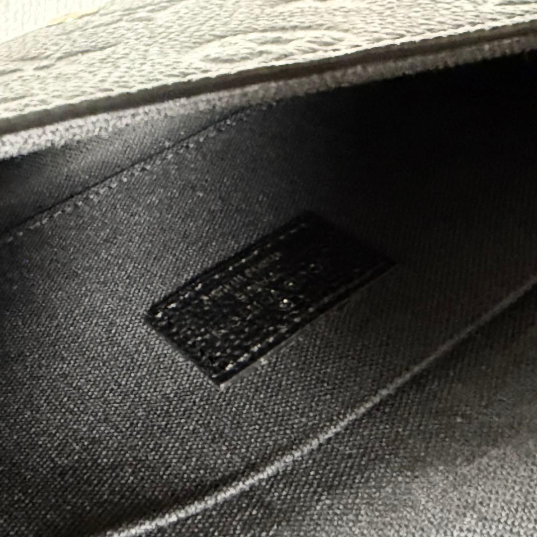 VUITTON ポシェット・フェリシー