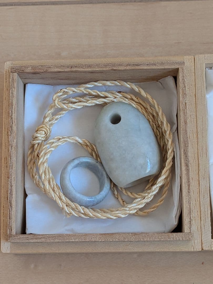 土日限定価格！全て糸魚川翡翠原石使用！石笛&ラベンダー翡翠リングセット