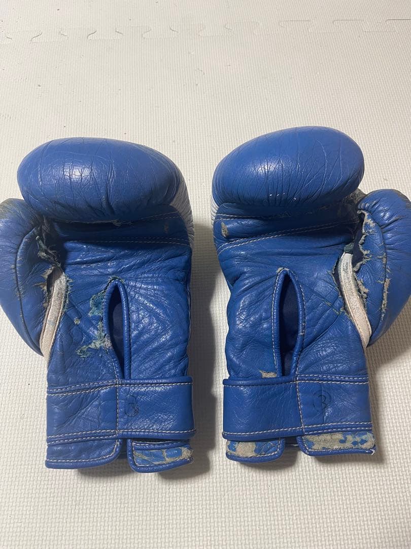 廃盤　Winning ボクシンググローブ 10oz 青
