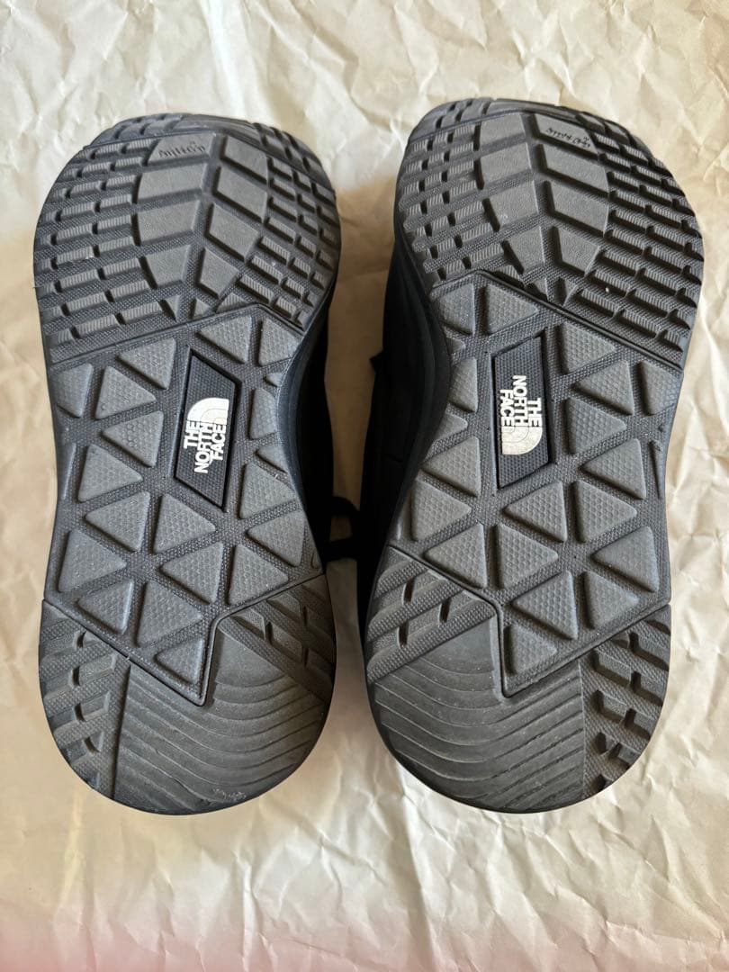 ノースフェイス　Nuptse Onboard WP Moccasin