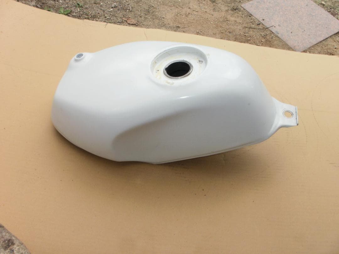 NSR50のガソリンタンクです