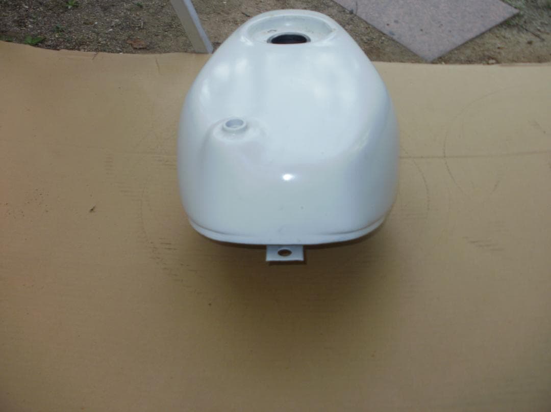 NSR50のガソリンタンクです